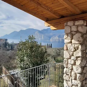 Anna E Marco Apartment Malcesine